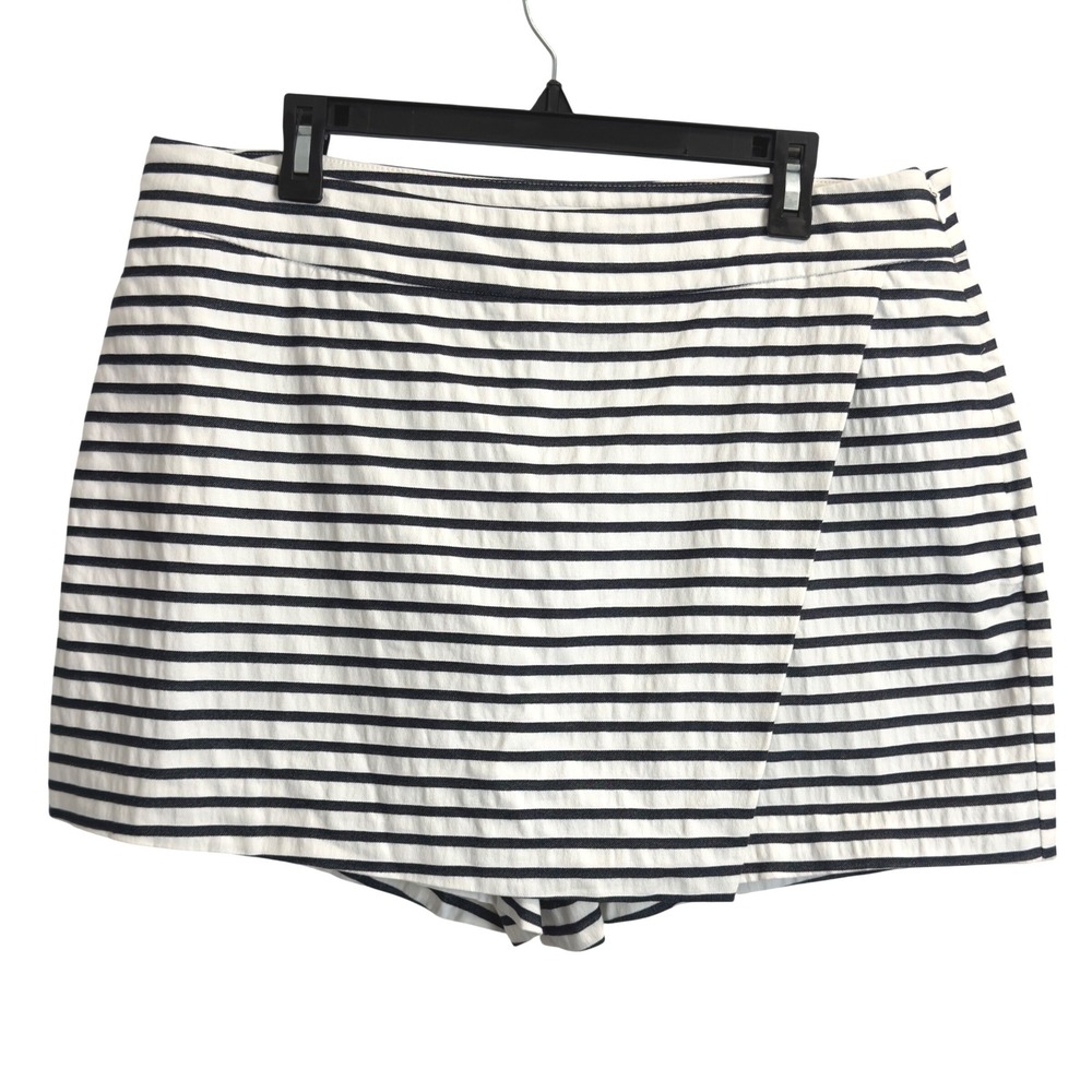 Crown & Ivy Womens 14 Navy White Striped Wrap Front Skort Side Zip Pockets